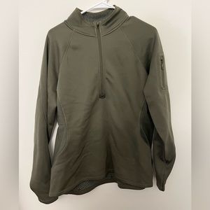 UA womens sweatshirt